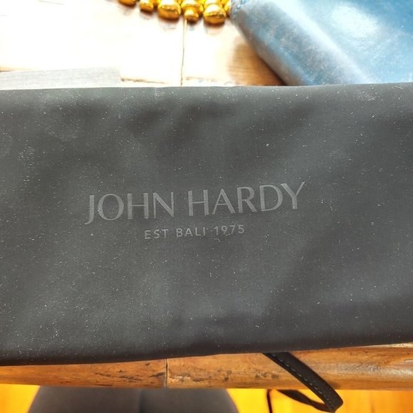 Authentic 18k GOLD John Hardy Bracelet retails for $1295 - Picture 8 of 9